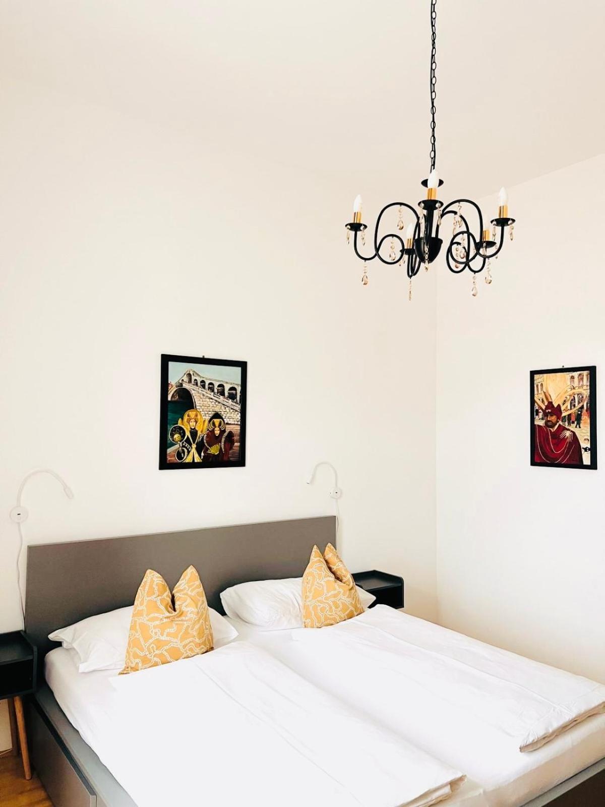 Apstay City Center I Free Parking I Self Check-In Graz Luaran gambar