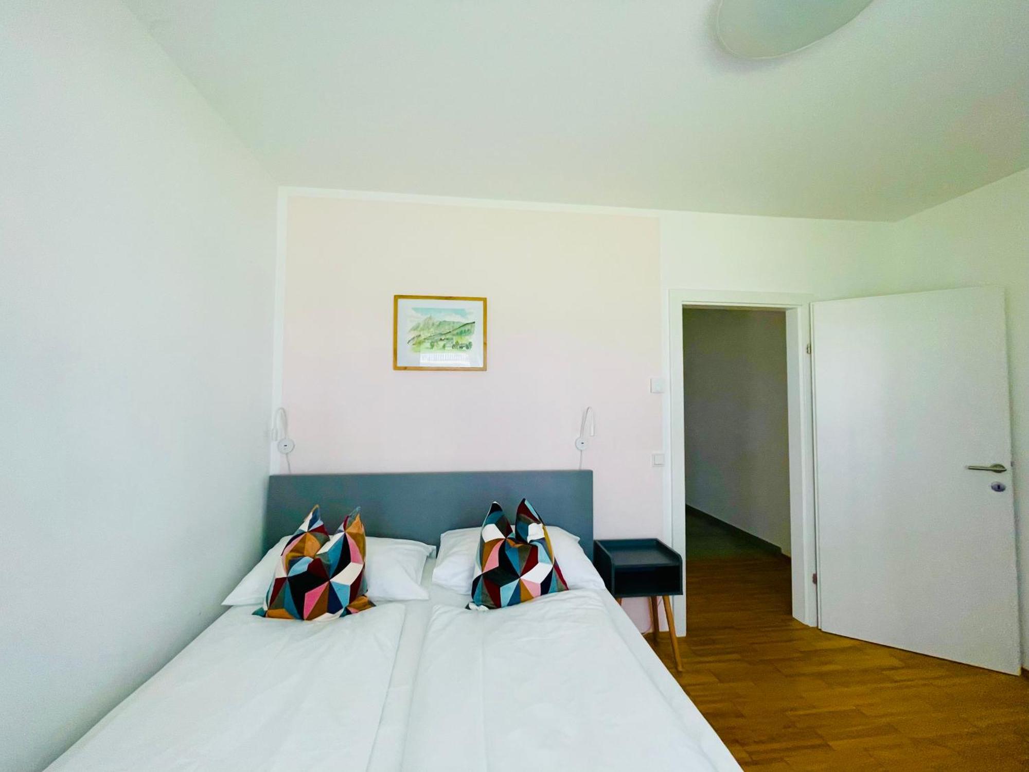 Apstay City Center I Free Parking I Self Check-In Graz Luaran gambar