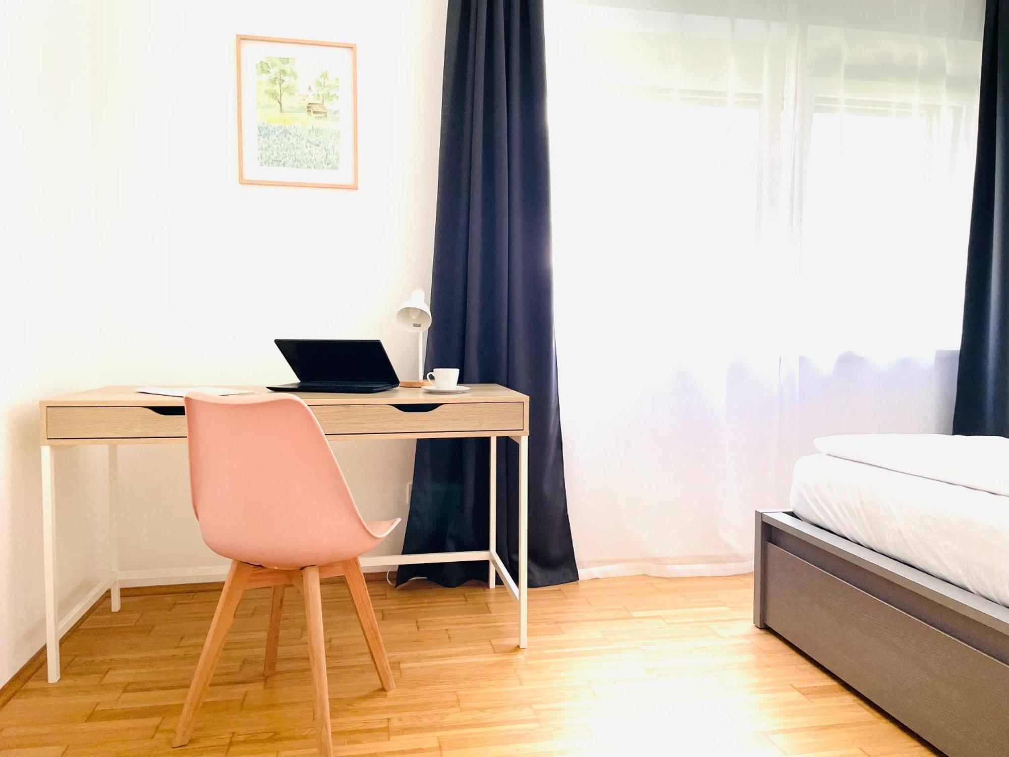 Apstay City Center I Free Parking I Self Check-In Graz Luaran gambar
